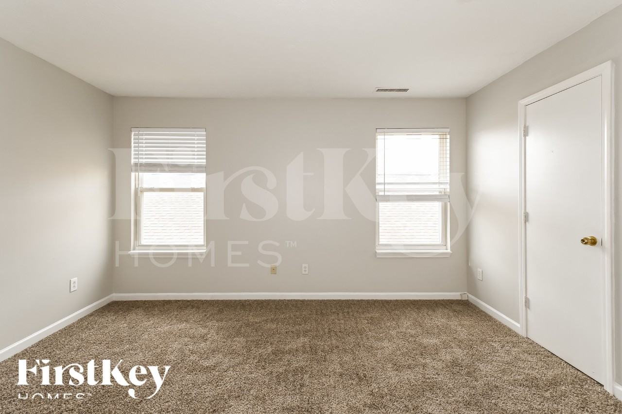 11546 Signet Ln - Photo 3 of 19