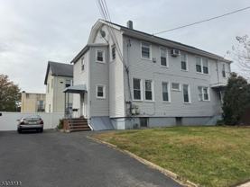 211 W Saint Georges Ave - Photo 1 of 1