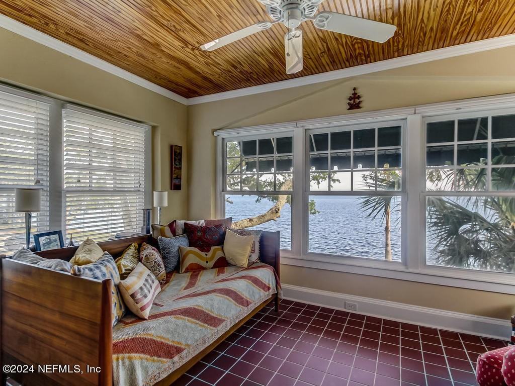 2119 River Blvd - Photo 6 of 12