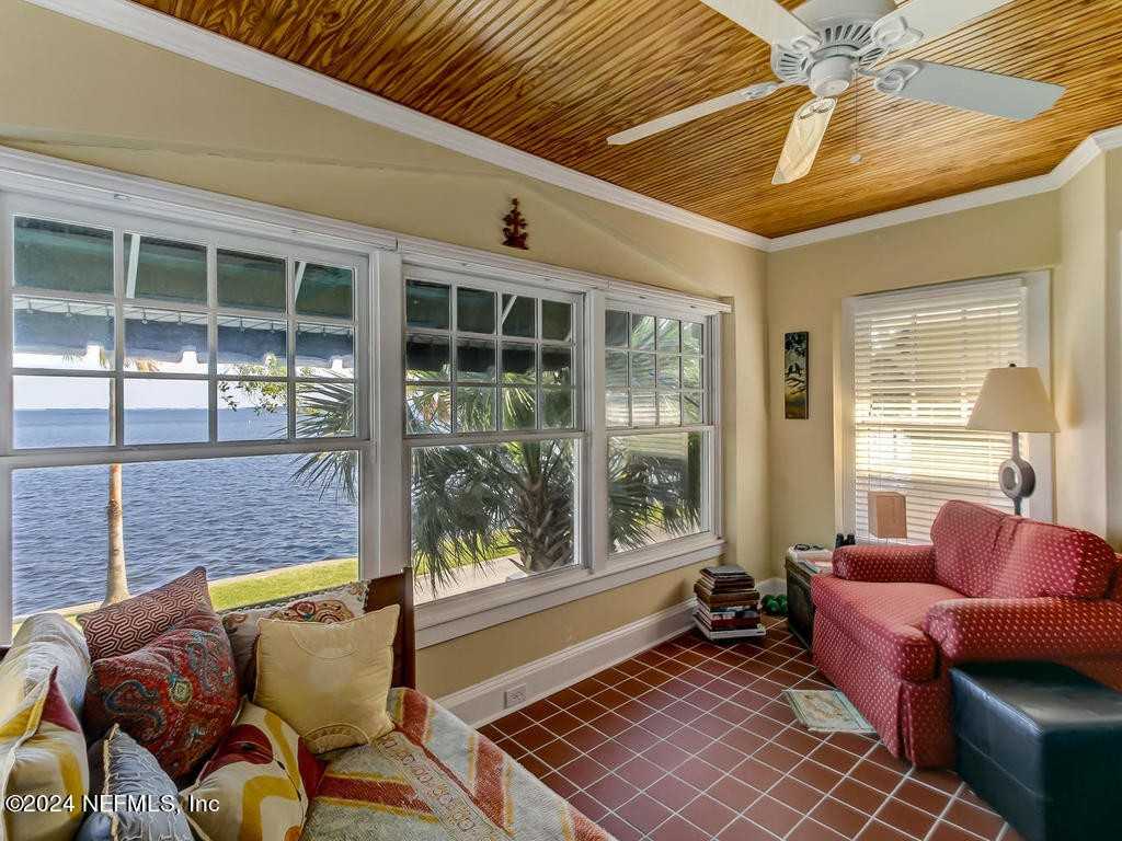 2119 River Blvd - Photo 7 of 12