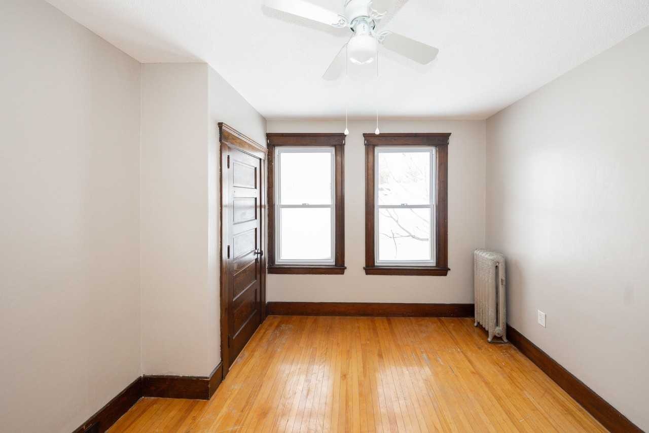 15 Boxford St Unit 2 - Photo 2 of 11