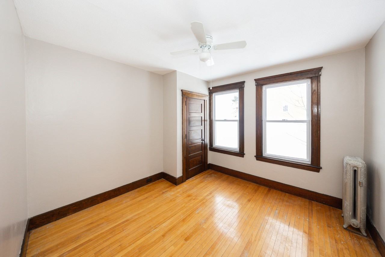 15 Boxford St Unit 2 - Photo 3 of 11