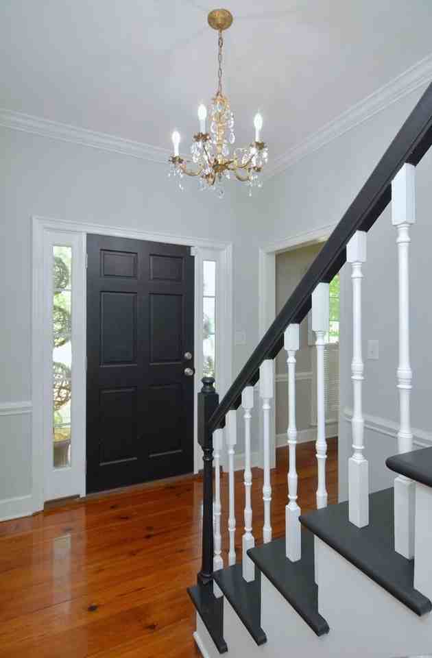 415 Partridge Dr - Photo 3 of 43