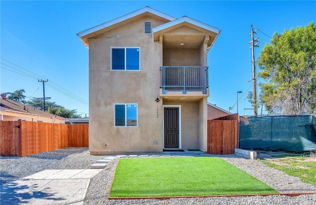 10663 Encino Ave - Photo 5 of 29