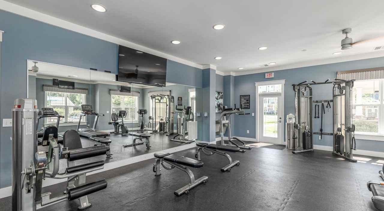 Addison Court - Photo 2 of 11