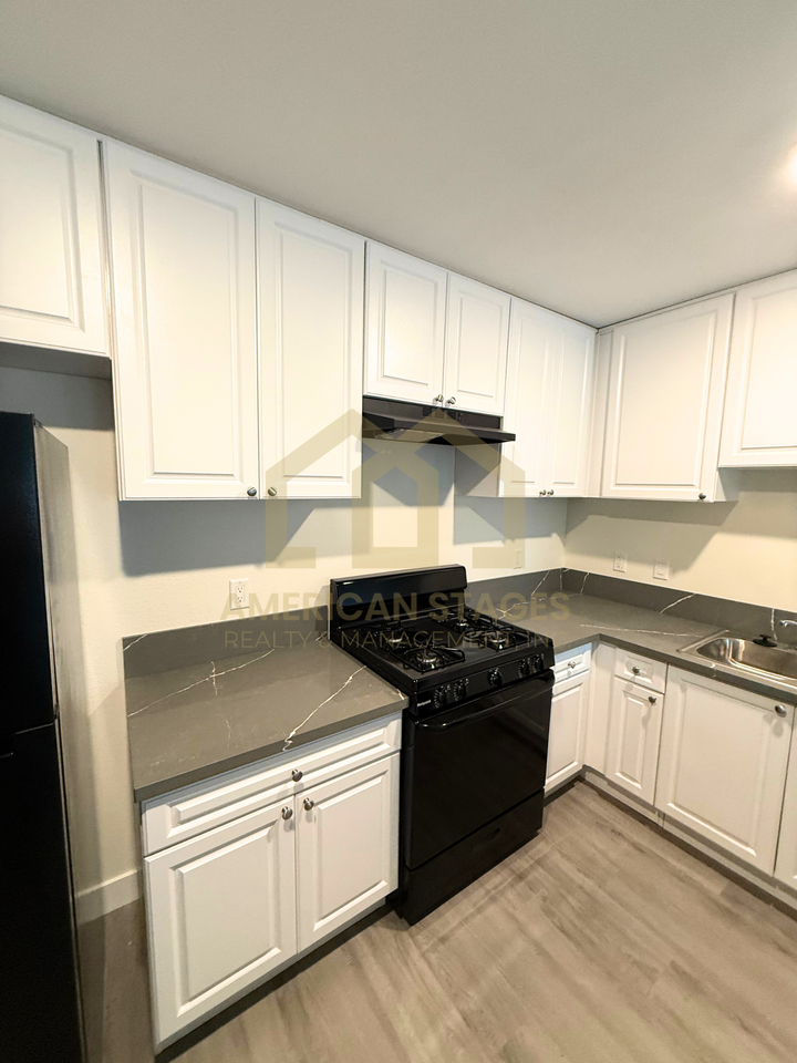 101 North Broadway - Photo 6 of 39