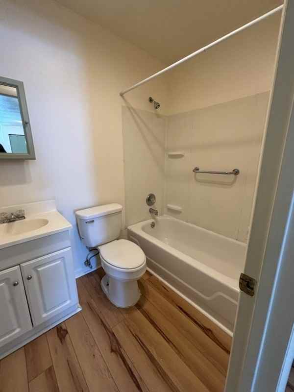 Tecumseh Townhomes - Photo 6 of 9