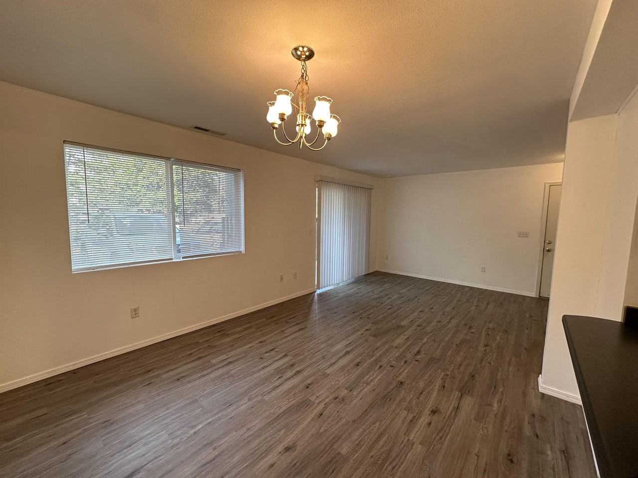 209 ID #, 400 Indian Trail Court Unit B - Photo 6 of 24