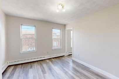 108-110 Meridian Street - Photo 3 of 16