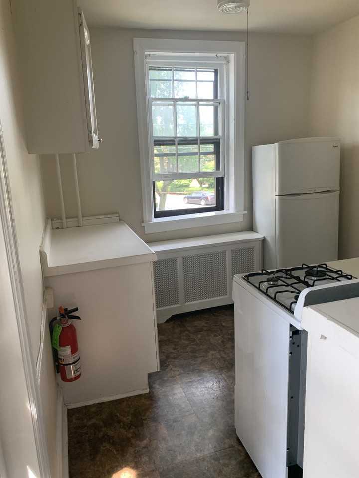 164 West Baltimore Avenue - Photo 5 of 12