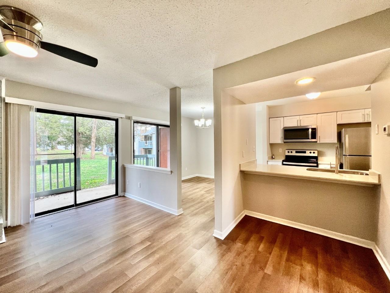 11084 Harrowfield Rd - Photo 3 of 25