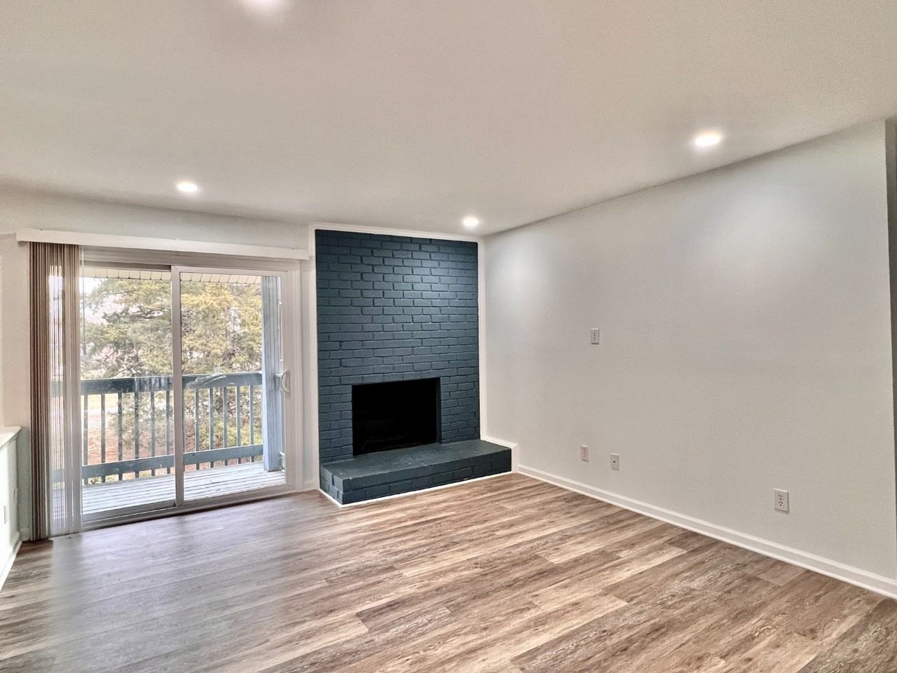 11187 Harrowfield Rd - Photo 3 of 24