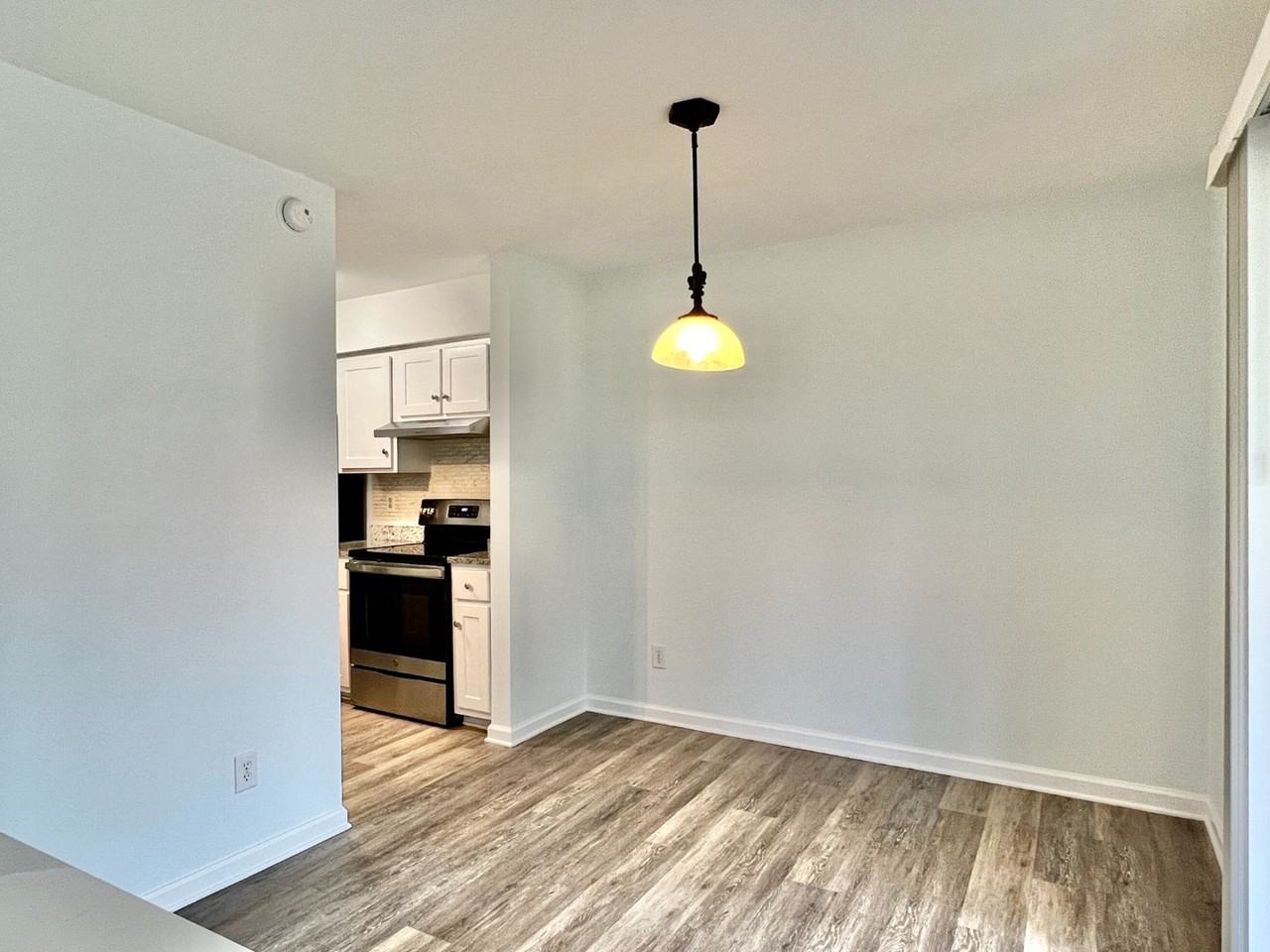 11187 Harrowfield Rd - Photo 7 of 24