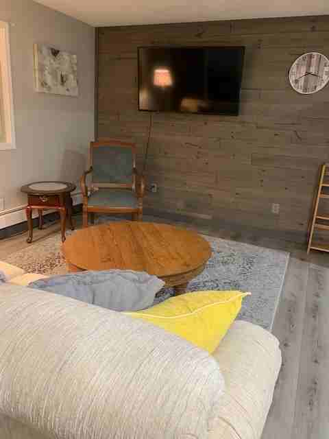 950 Sherman St - Photo 3 of 7