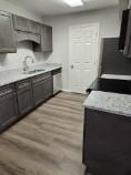 Cambridge Apts - Building 11 - Photo 2 of 5
