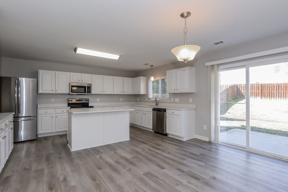 12701 Cumberland Cove Dr - Photo 7 of 17