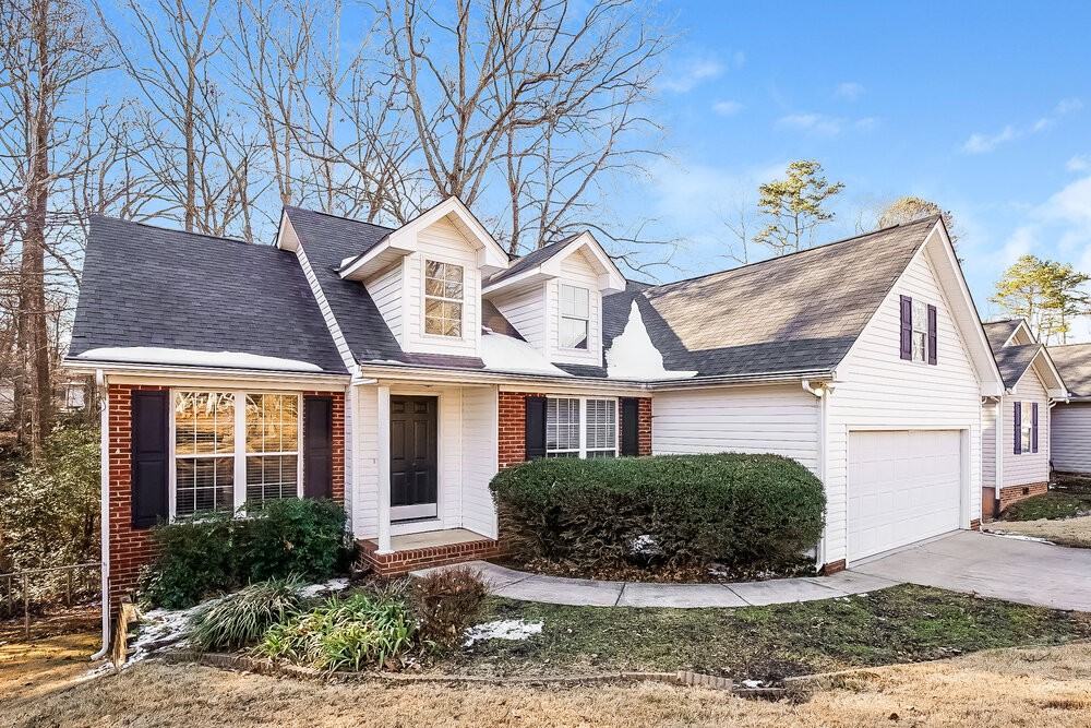 11024 Ballards Pond Ln - Photo 3 of 16