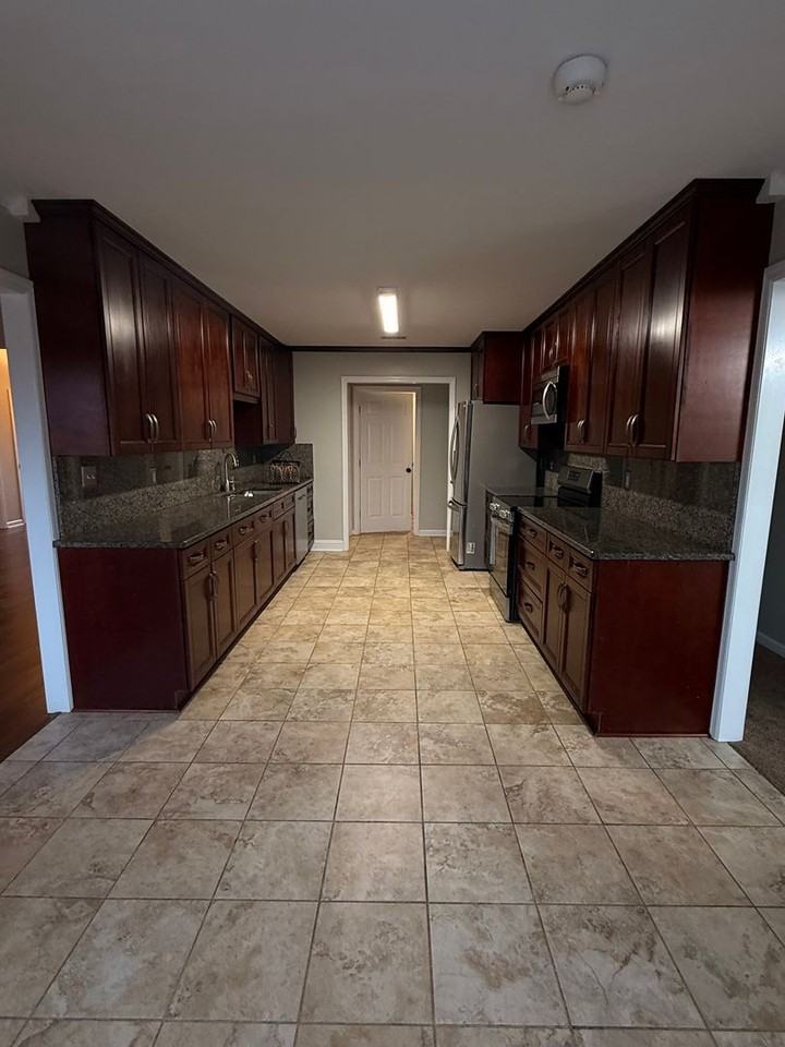 1500 Cedar Hill Trl - Photo 5 of 50