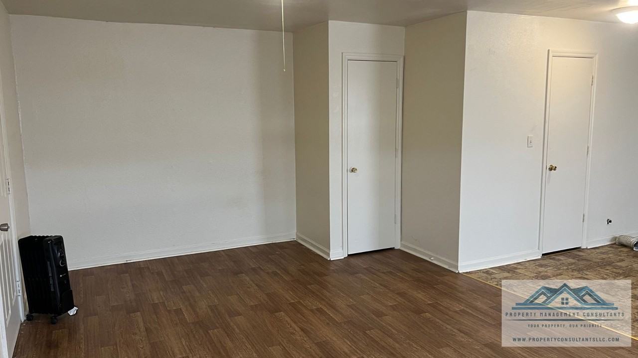 790 Ed Spears Road - Photo 7 of 10