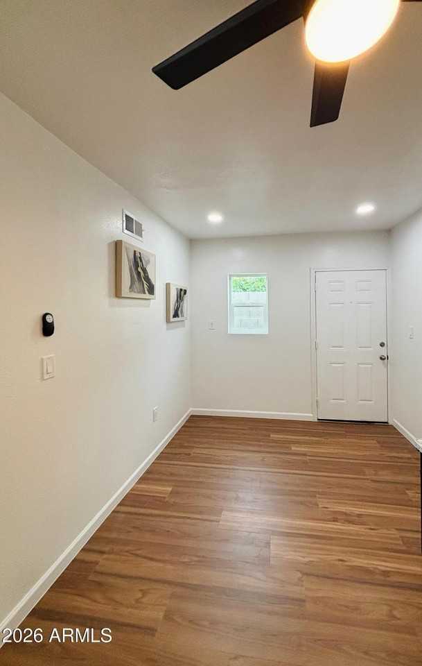 4706 W Lupine Ave unit: Studio - Photo 4 of 13