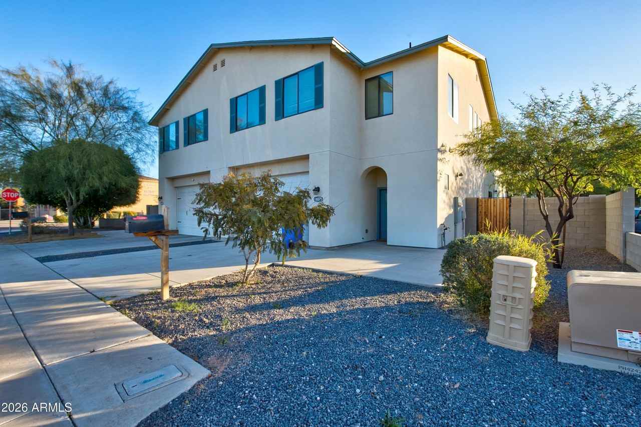 16075 N 30th St - Photo 2 of 41