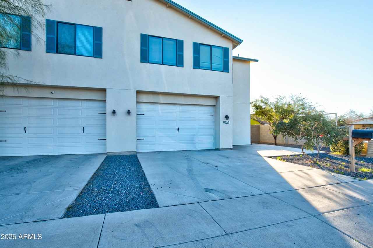 16075 N 30th St - Photo 3 of 41