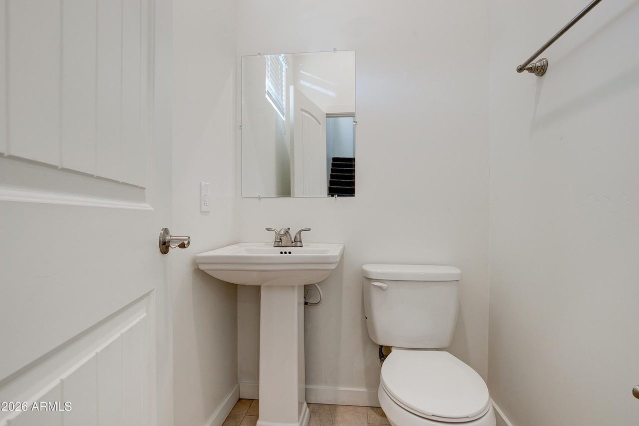 16075 N 30th St - Photo 6 of 41