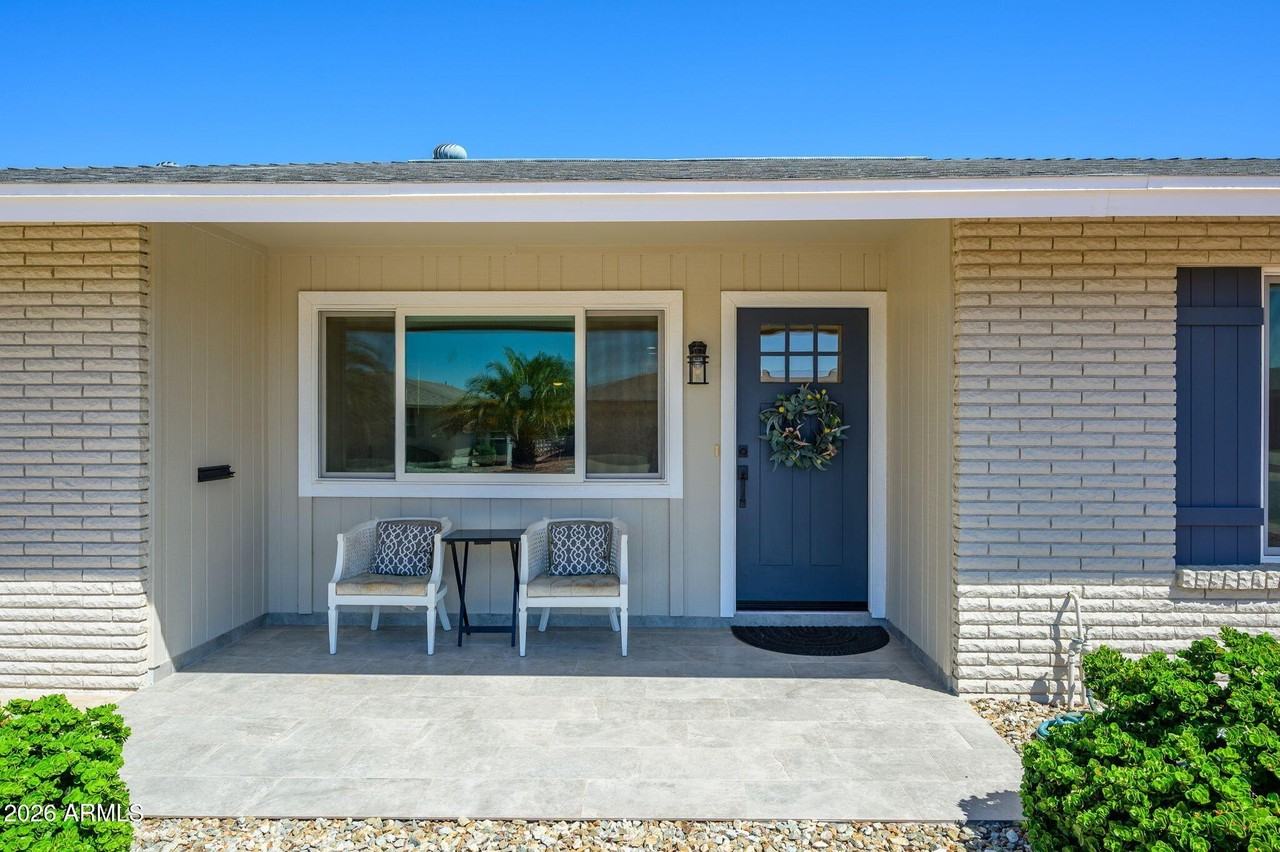 9702 W Pineridge Dr - Photo 2 of 13