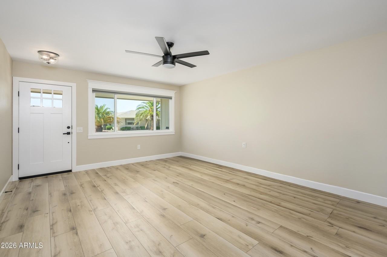 9702 W Pineridge Dr - Photo 3 of 13