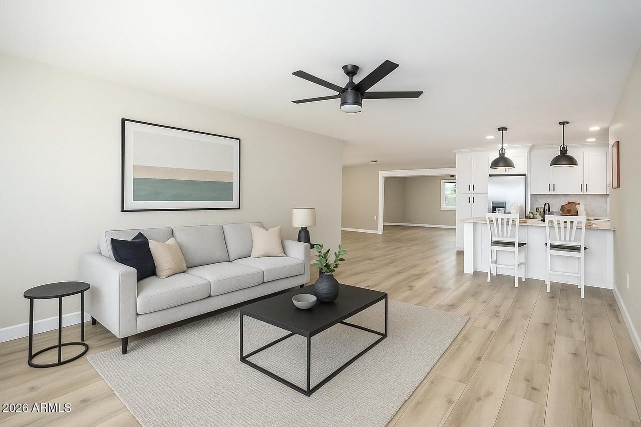 9702 W Pineridge Dr - Photo 5 of 13