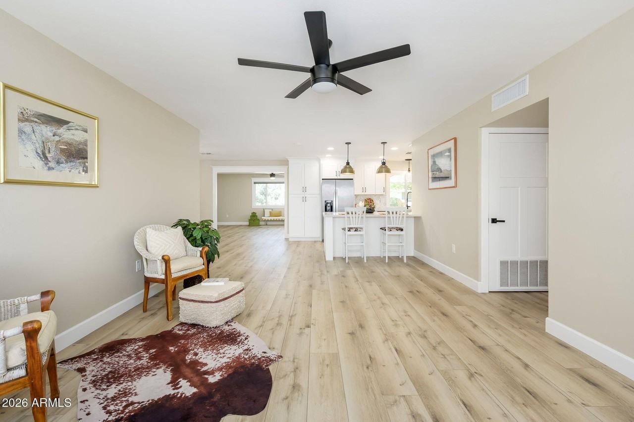 9702 W Pineridge Dr - Photo 6 of 13