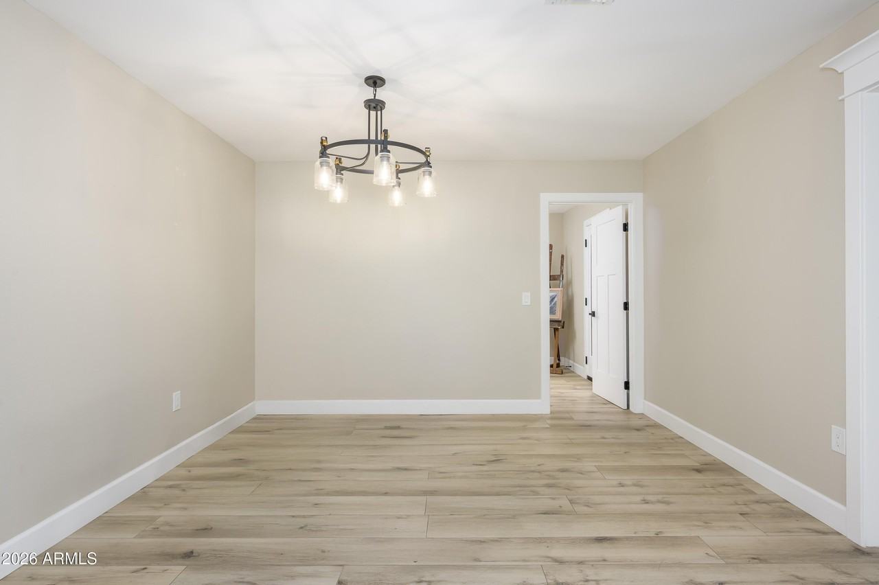 9702 W Pineridge Dr - Photo 7 of 13