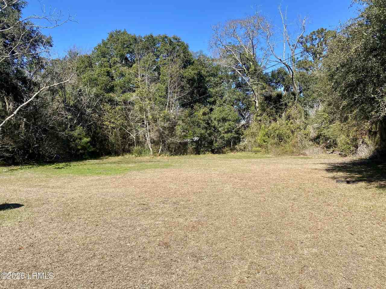 22 Pine Grove Rd - Photo 3 of 10