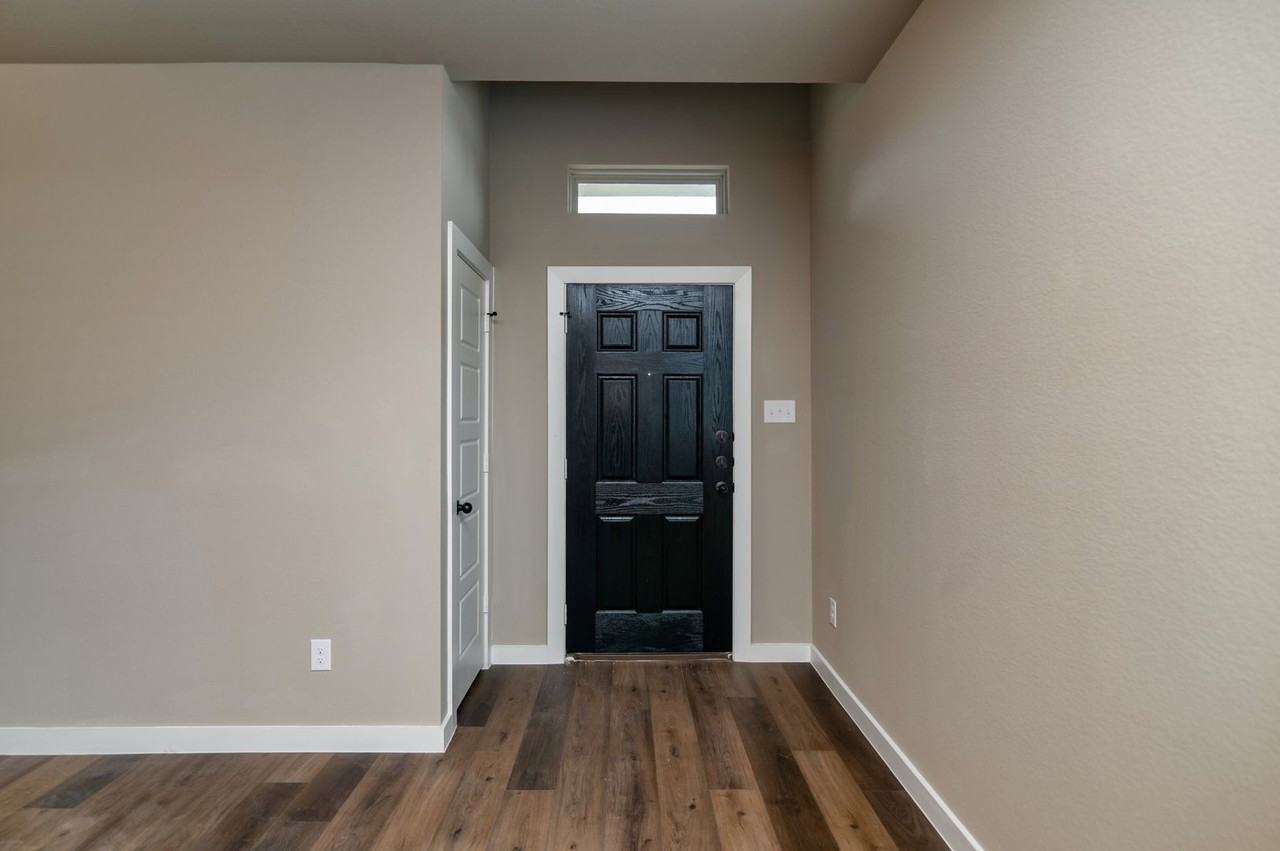 741 Fallow Dr - Photo 4 of 20