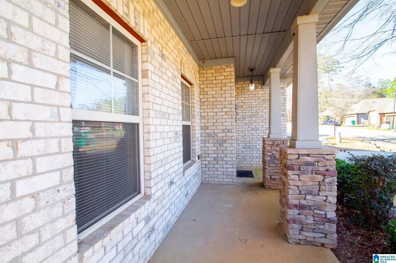 12628 Owen Park Ct - Photo 3 of 49