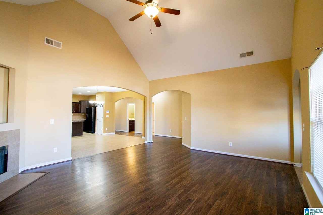 12628 Owen Park Ct - Photo 6 of 49