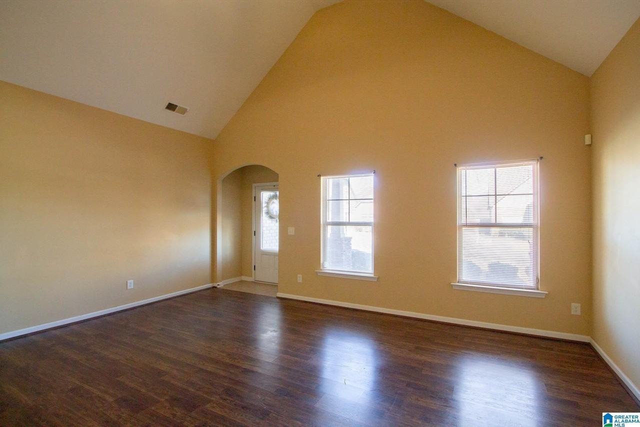 12628 Owen Park Ct - Photo 7 of 49