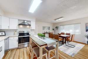 featured image of 10320 San Luis Rey Pl Ne