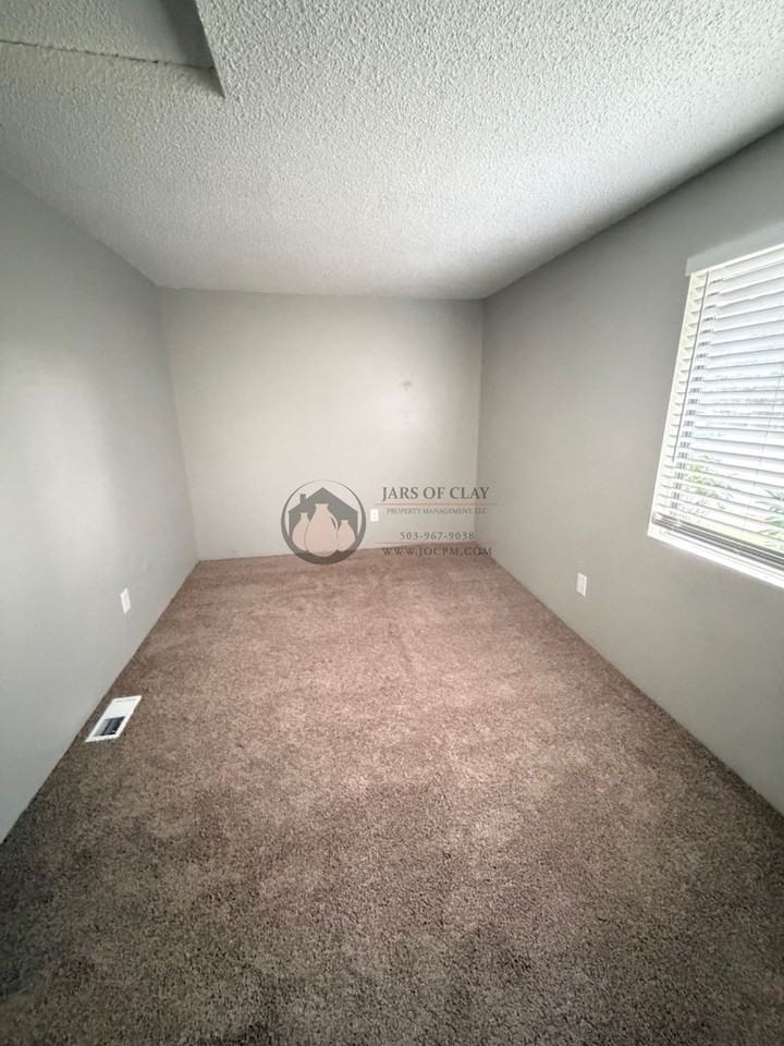 19731 Sw 68th Ave - Photo 7 of 7