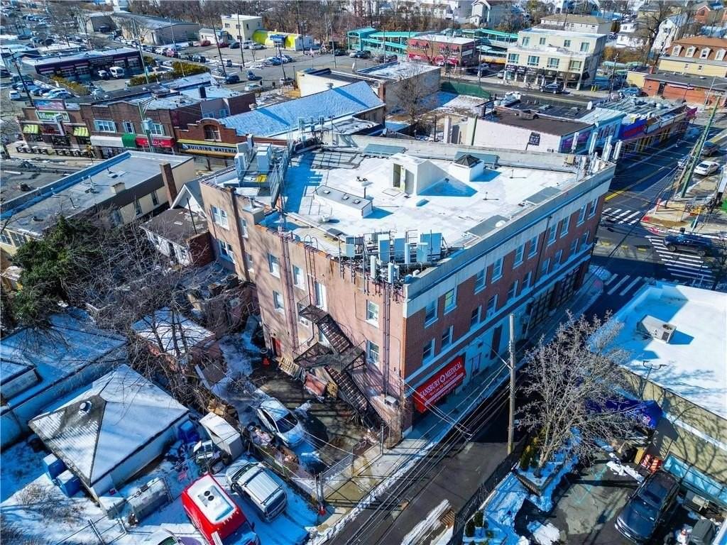 3974 Amboy Rd #2R - Photo 5 of 5