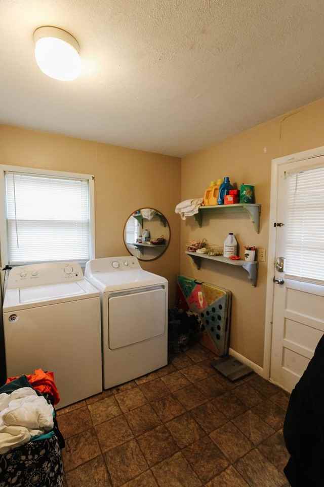 215 S College Ave - Photo 6 of 19