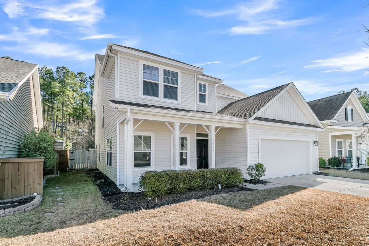 1624 Shady Pine Rd - Photo 3 of 50
