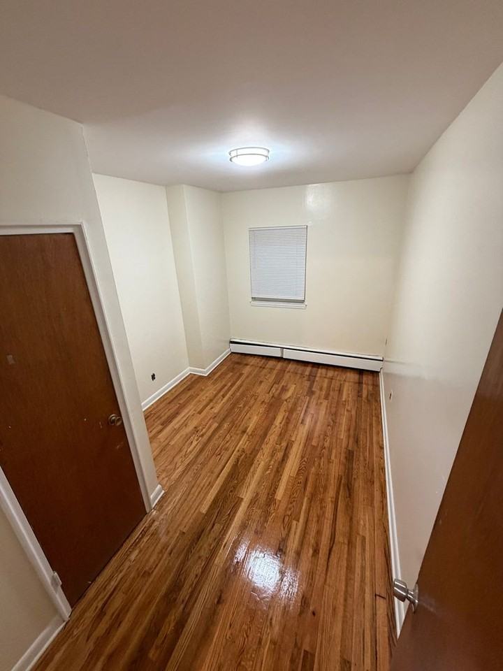 3834 Amundson Ave - Photo 7 of 12