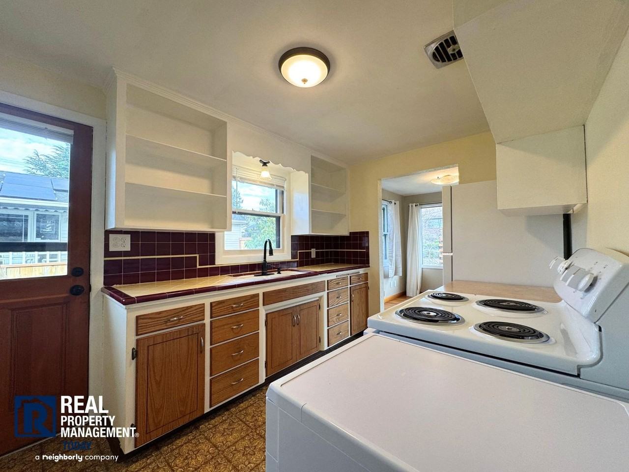 2344 N Winnifred St - Photo 7 of 26