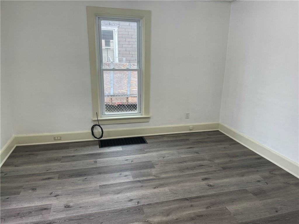 7 Wells Ave - Photo 3 of 21