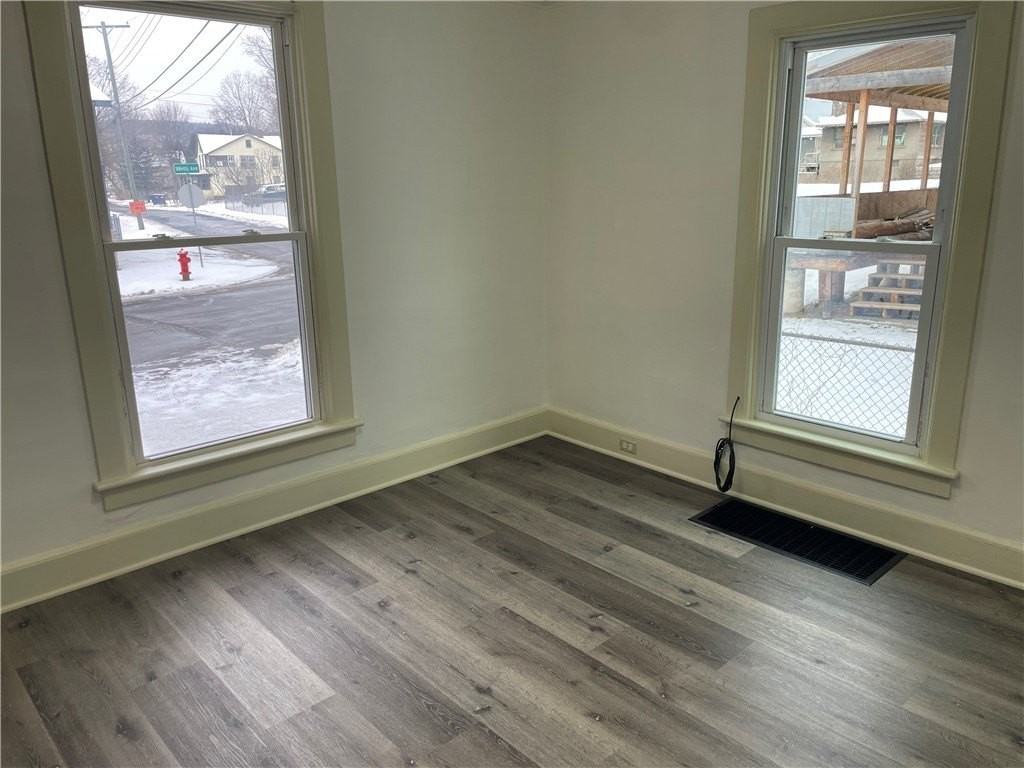 7 Wells Ave - Photo 5 of 21