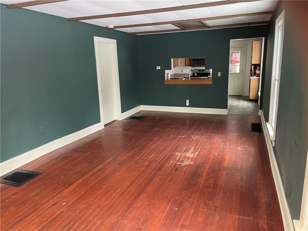 7 Wells Ave - Photo 7 of 21