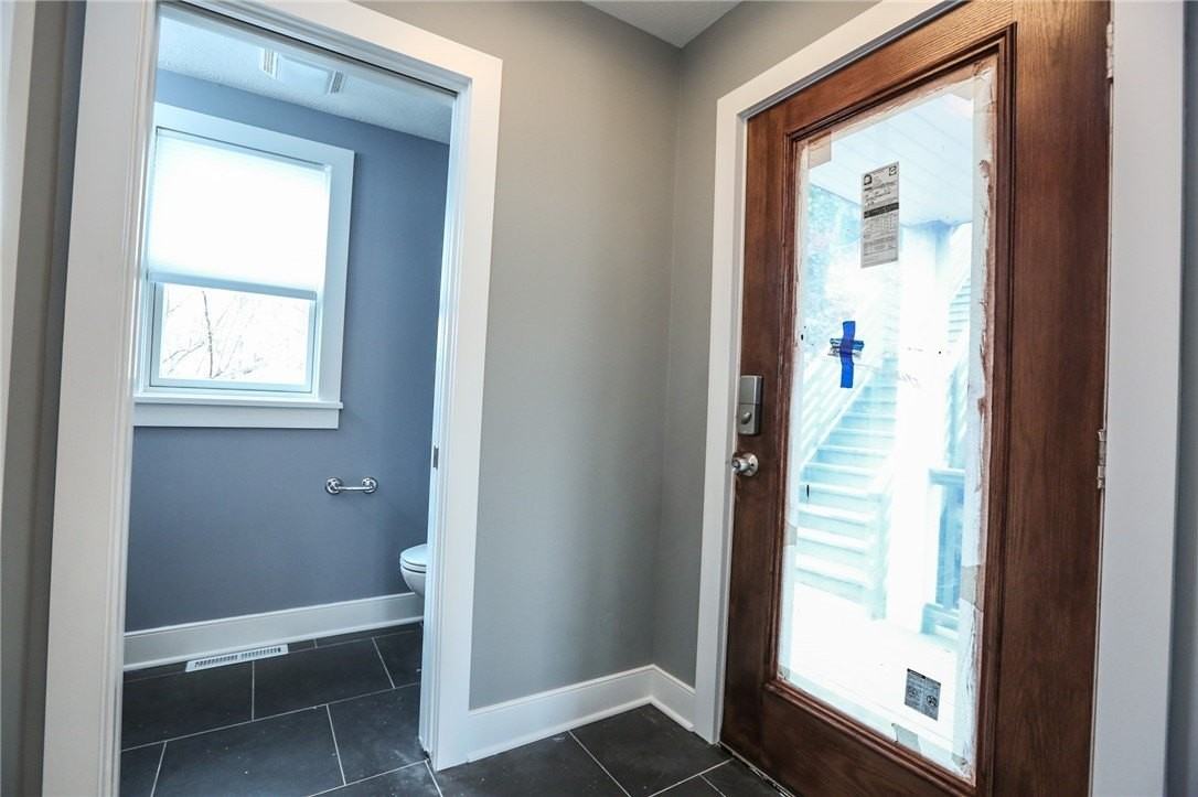 1370 Bay Shore Blvd - Photo 6 of 49