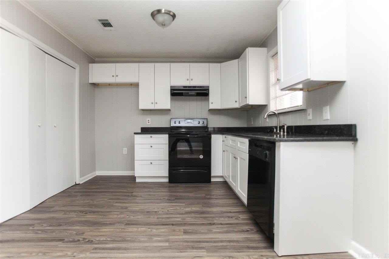 5824 Carlyle Dr - Photo 6 of 14