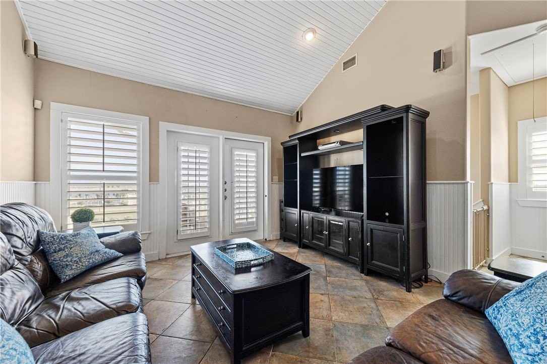 14202 Encantada Ave Apt 704 #704 - Photo 6 of 38